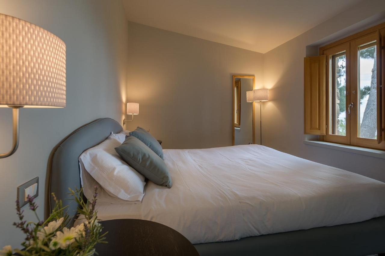 טרביסאצ'ה Masseria Agriturismo Torre Di Albidona מראה חיצוני תמונה